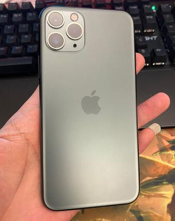 阿荣苹果维修点分享iPhone 11 Pro黑屏小众故障解析 